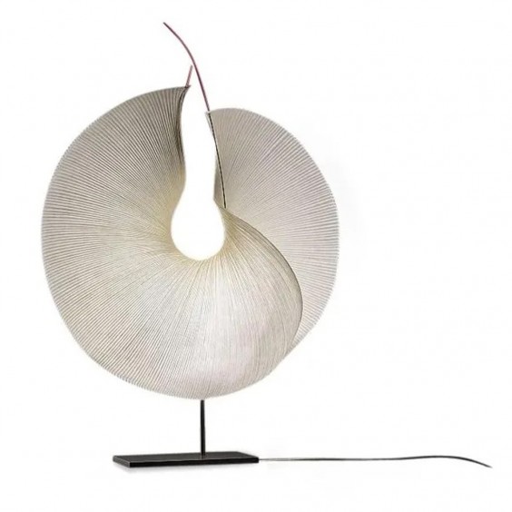 Yoruba Rose Lampada da tavolo Ingo Maurer - Agof Store